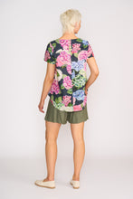 Load image into Gallery viewer, Swing Up Down Hem Top