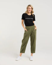 Load image into Gallery viewer, Ashley Barrel Leg Pant