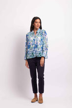 Load image into Gallery viewer, Button Detail Blouse
