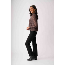 Load image into Gallery viewer, Contrast Trim Top