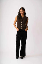 Load image into Gallery viewer, Button Up Vest
