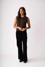 Load image into Gallery viewer, Button Up Vest