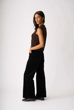 Load image into Gallery viewer, Button Up Vest