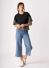 Load image into Gallery viewer, Broderie Detail Top
