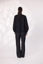 Load image into Gallery viewer, Point Shirt