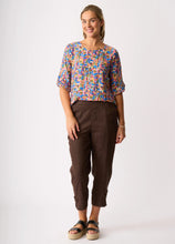 Load image into Gallery viewer, Tabbed Trousers π