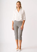 Load image into Gallery viewer, 3/4 Pant Printed