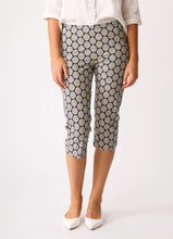 Load image into Gallery viewer, 3/4 Pant Printed
