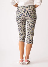 Load image into Gallery viewer, 3/4 Pant Printed