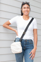 Load image into Gallery viewer, Mila Handbag