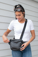 Load image into Gallery viewer, Mila Handbag