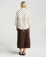 Load image into Gallery viewer, Perla Spot Jacket π