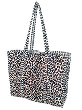 Load image into Gallery viewer, Leopard Velvet Tote