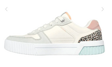 Load image into Gallery viewer, Jade Feline Instinct