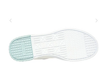 Load image into Gallery viewer, Jade Feline Instinct