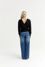 Load image into Gallery viewer, Lizzie Cardi