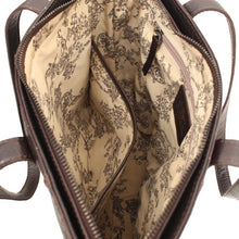 Load image into Gallery viewer, Tote Detach Handbag Embossed Heritage Collection π