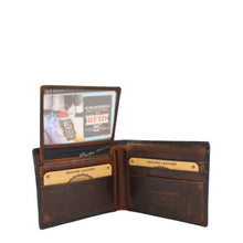 Load image into Gallery viewer, Mens Hunter Wallet