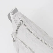 Load image into Gallery viewer, Skechers Crossbody Bag in Light Grey