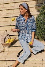 Load image into Gallery viewer, Bleached Legal Jean