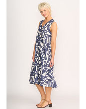 Load image into Gallery viewer, Generosity Dress
