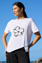 Load image into Gallery viewer, Visionary Tee 🆕
