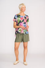 Load image into Gallery viewer, Swing Up Down Hem Top
