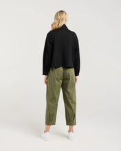 Load image into Gallery viewer, Amaya Zip Front Crop Jacket
