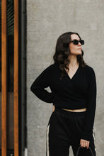 Load image into Gallery viewer, Lizzie Cardi
