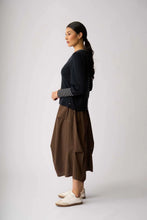 Load image into Gallery viewer, Contrast Pull On Skirt
