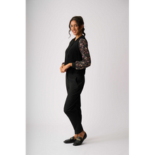 Load image into Gallery viewer, Rib Button Front Vest
