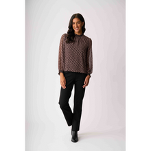 Load image into Gallery viewer, Contrast Trim Top
