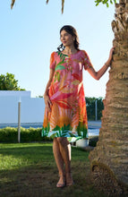 Load image into Gallery viewer, Swing Back Dress
