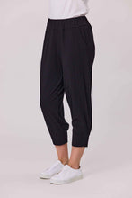 Load image into Gallery viewer, Ease Knit Side Panel Pant 🆕

