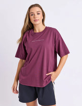 Load image into Gallery viewer, Captain Tee 🆕
