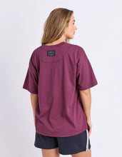 Load image into Gallery viewer, Captain Tee 🆕
