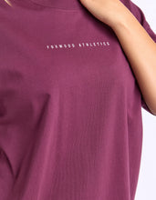 Load image into Gallery viewer, Captain Tee 🆕
