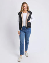 Load image into Gallery viewer, Alberta Vest
