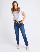 Load image into Gallery viewer, Juliette Jogger Jean Vintage Blue
