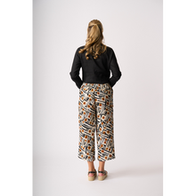 Load image into Gallery viewer, Wide Leg Cropped Trousers 🆕
