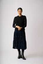 Load image into Gallery viewer, Cabled Vest
