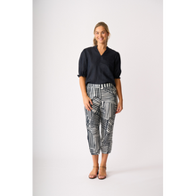 Load image into Gallery viewer, Triumphant Pant 🆕
