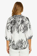 Load image into Gallery viewer, Bahamas Shirt 🆕
