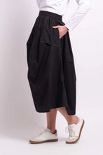 Load image into Gallery viewer, Contrast Pull On Skirt
