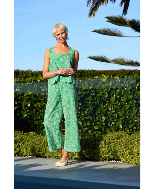 Juicy Details Pants