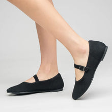 Load image into Gallery viewer, Cove Shoe
