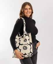 Load image into Gallery viewer, Florabunda Tote
