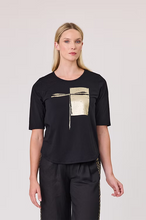 Load image into Gallery viewer, Essential Tee Dragonfly Print 🆕
