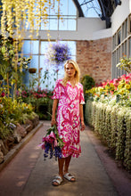 Load image into Gallery viewer, Saint Dress
