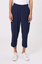 Load image into Gallery viewer, Merit Capri
